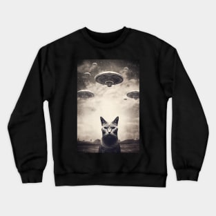 Vintage UFO Cat Crewneck Sweatshirt